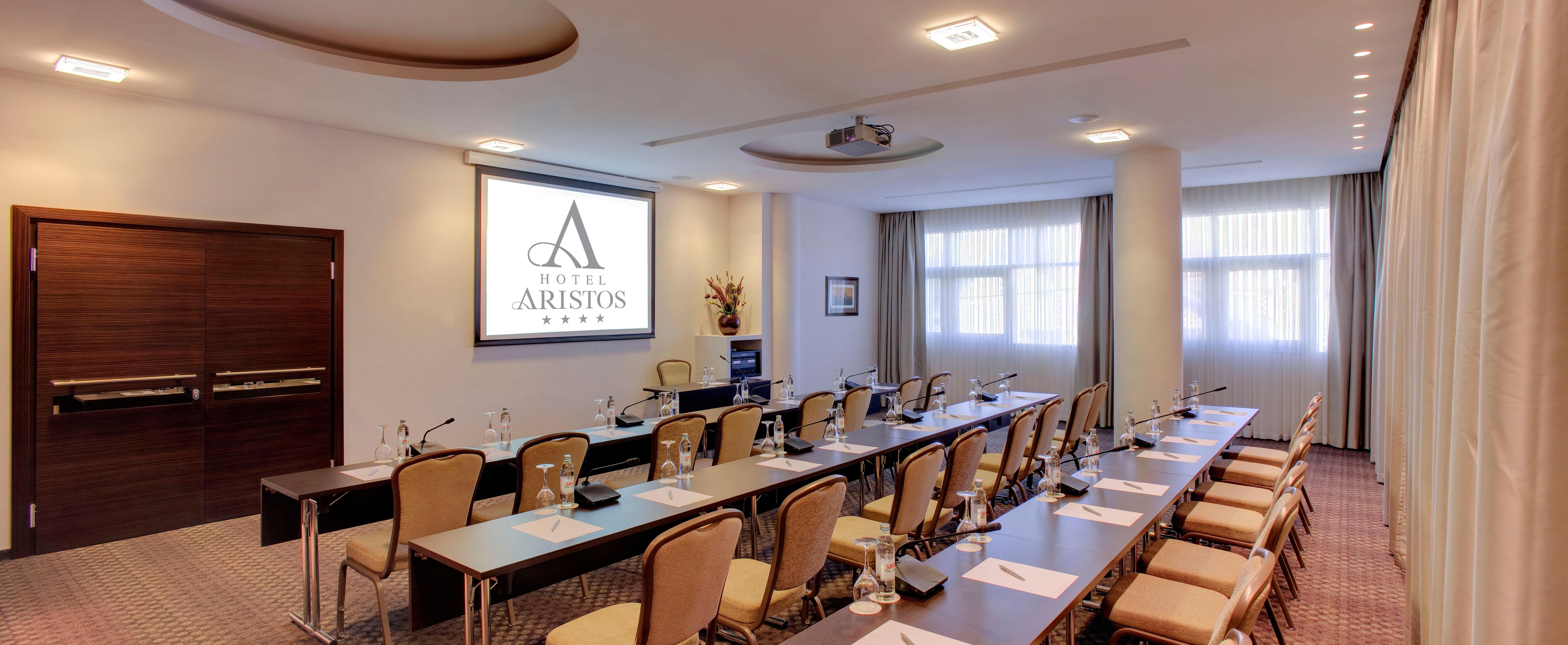 זאגרב Hotel Aristos מראה חיצוני תמונה